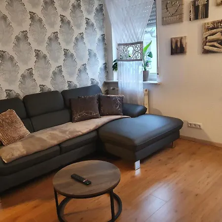 Nina Direkt In Zentrum